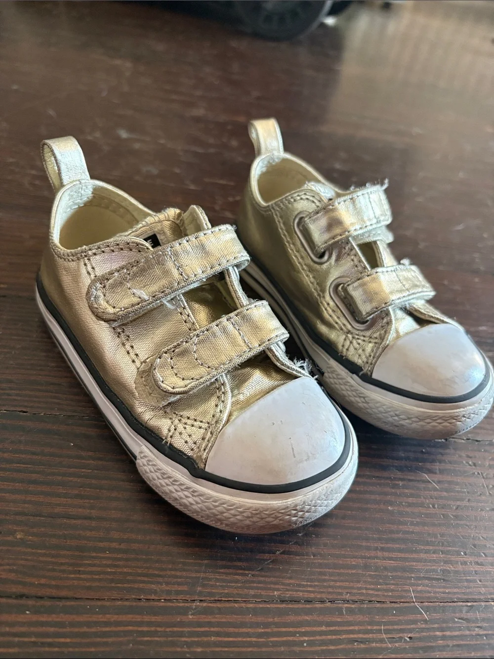 Converse all starGold Kids Velcro Canvas Sneakers size toddler 7